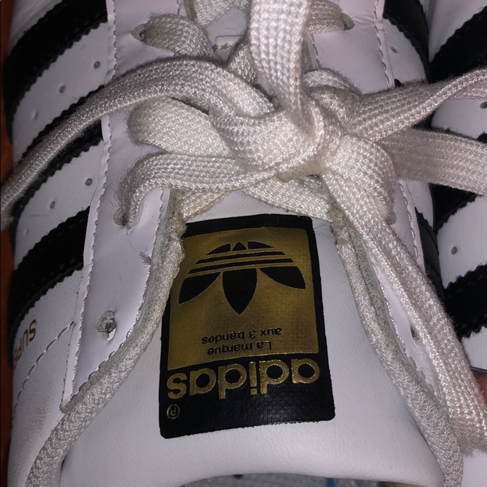 Adidas Superstars - Picture 2 of 4